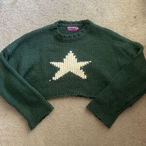 Edikted green cropped star sweater